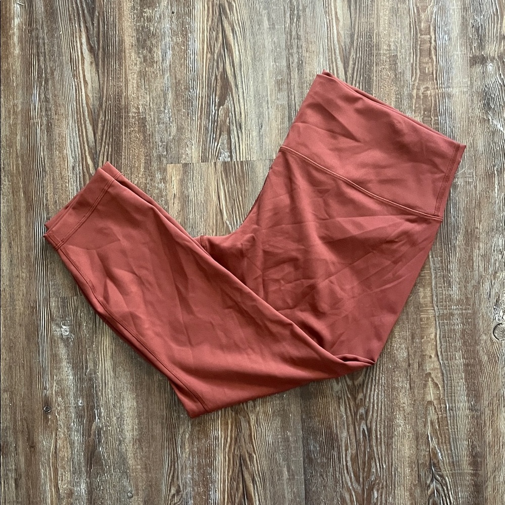 Lululemon Plus Size Like New Wunder Train Athletic Gym Leggings